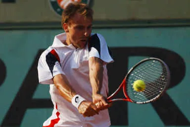 Lại một sự rút lui đáng buồn cười ảnh 3